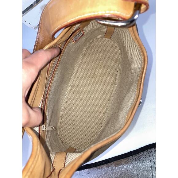 DOONEY & BOURKE LARGE SIGNATURE SHOULDER BAG WITH LATCH (ASIS) - Picture 9 of 16